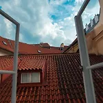 ★5 Star Living-Amazing 2Bed|2Bath Apt-Old Town Sq