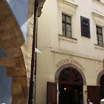 ★5 Star Living-Amazing 2Bed|2Bath Apt-Old Town Sq